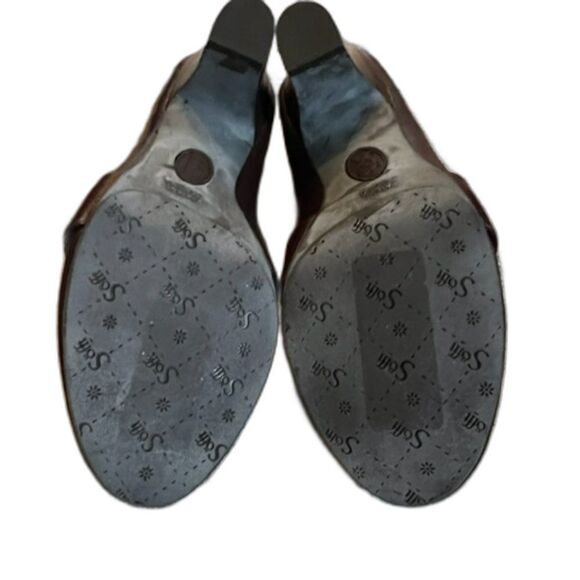 Sofft Misty Mahogany Leather Pump - Picture 5 of 7